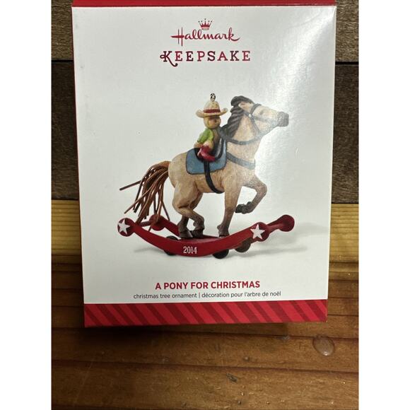 Hallmark Keepsake Ornament A Pony for Christmas 2014 17th in Series Bear In Box - Picture 5 of 5
